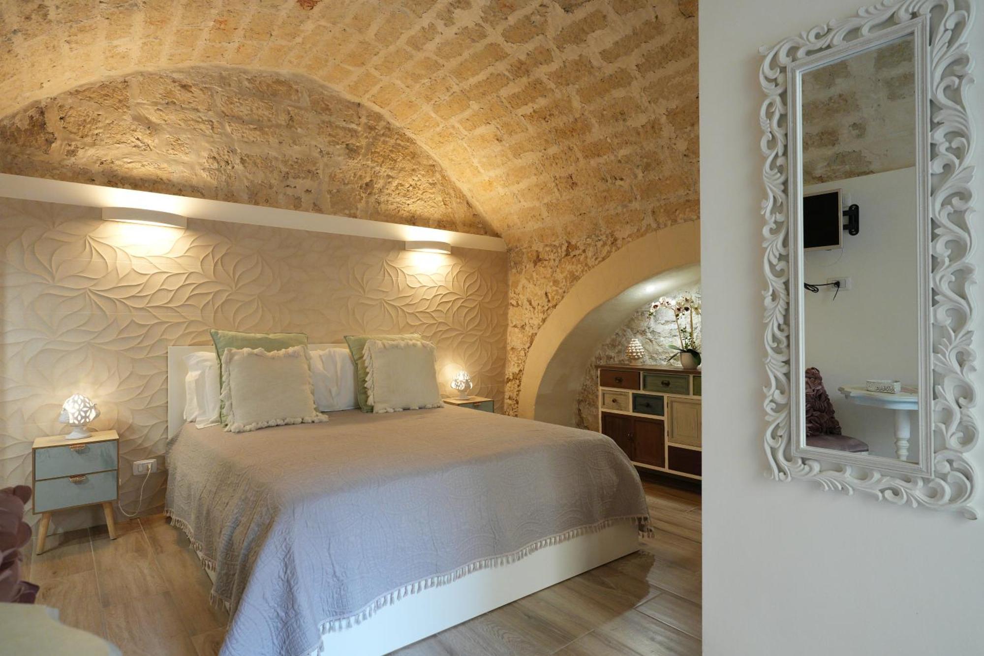 Soleil Guest House Бари Экстерьер фото